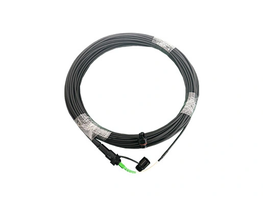 esiliitetty mini SC -tippukaapeli optitap-liittimellä 01